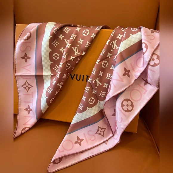 Brown and Pink Scarf - Picture 5 of 9